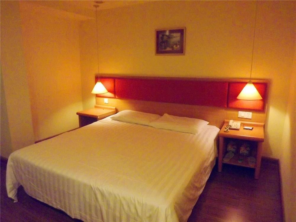 Home Inn Guiyang Zunyi Road Екстериор снимка